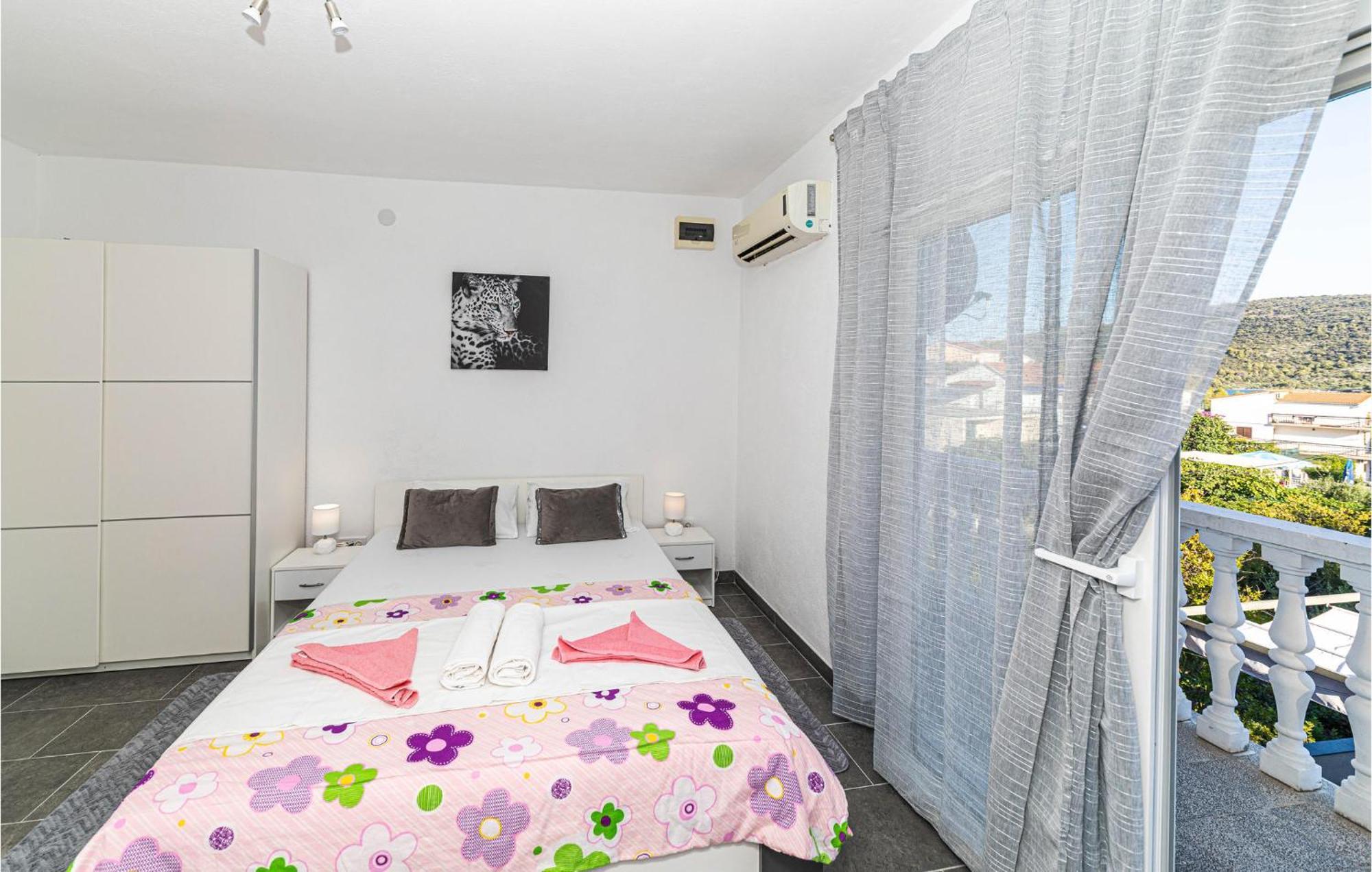 Stunning Home In Marina With Heated Swimming Pool Luaran gambar