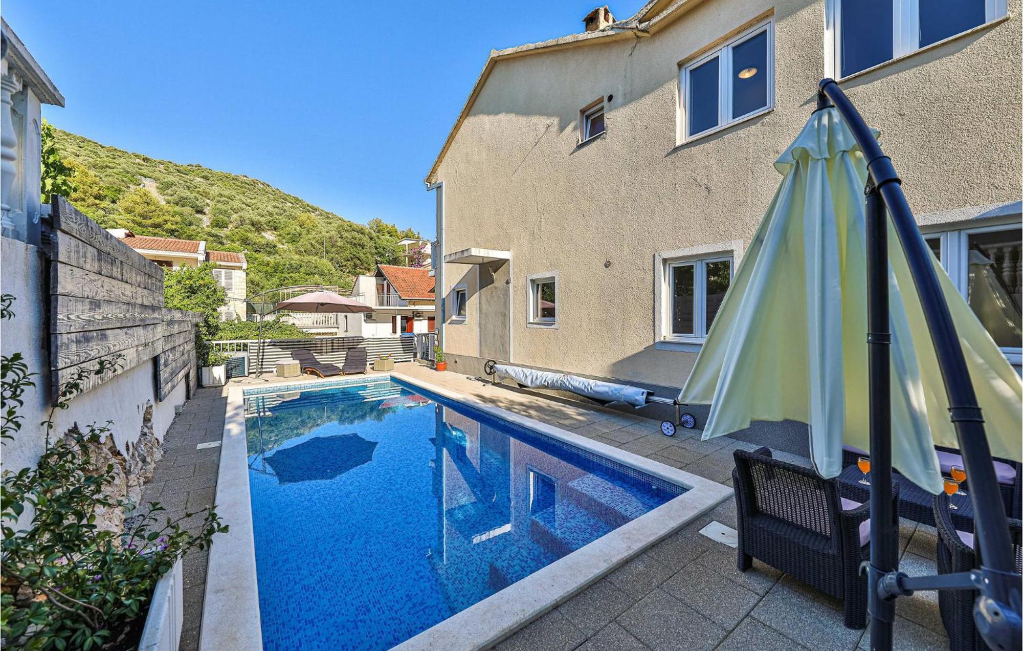 Stunning Home In Marina With Heated Swimming Pool Luaran gambar