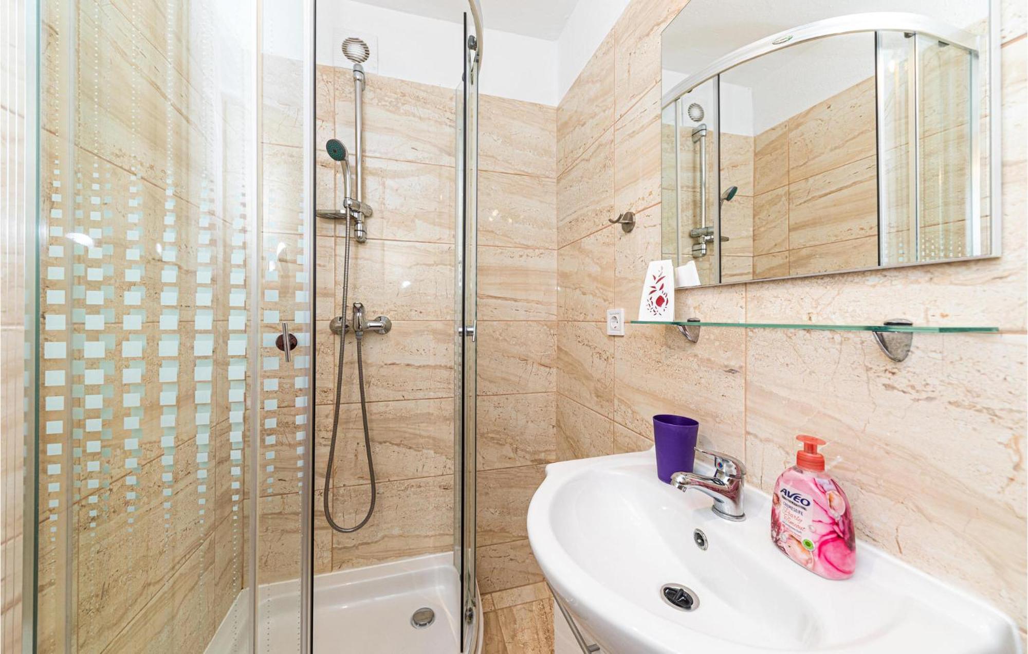 Stunning Home In Marina With Heated Swimming Pool Luaran gambar